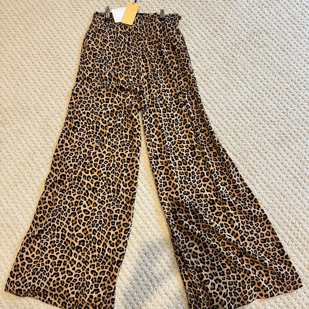 Brown palazzo pants animal print sz small